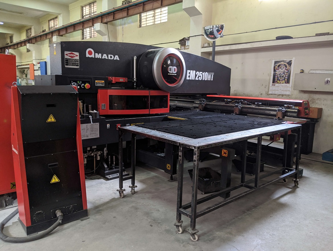 Amada EMK2510NT
